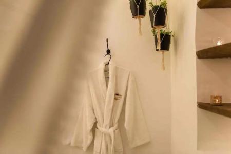 Oinou Strata - Adults Only - 66