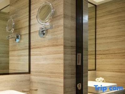 Courtyard by Marriott Bandung Dago - 51