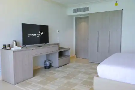 Triumph White Sands - 2