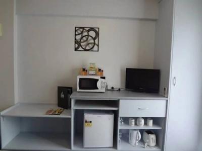 Adina Place Motel Apartments - 17