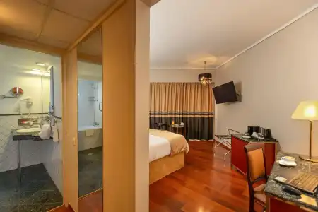 Ilisia Athens - 4