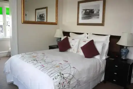 Ponsonby Manor - 83