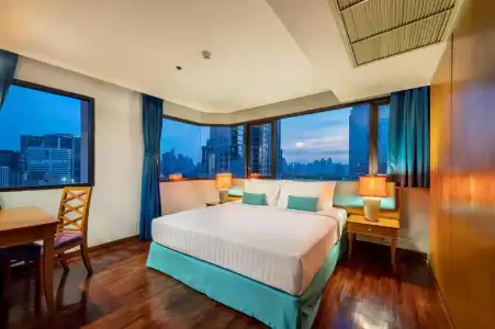 Bandara Silom Suites - 128