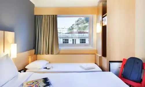 ibis Copacabana Posto 5 - 33