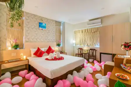 Happy Day Riverside & Spa Danang - 12