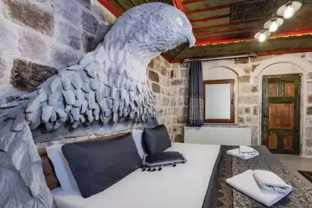 Kayatas Cave Suites - 78