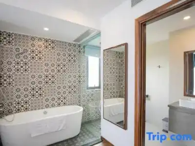 Ritzy Boutique Da Nang - 168