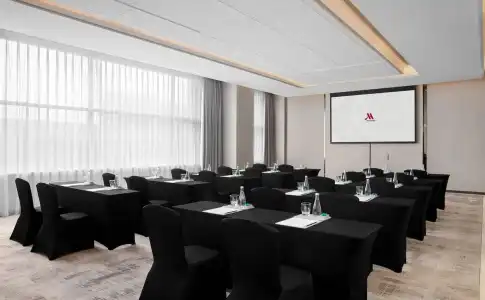 Shanghai Marriott Kangqiao - 18