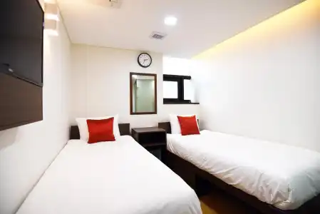 57 Myeongdong Hostel - 4