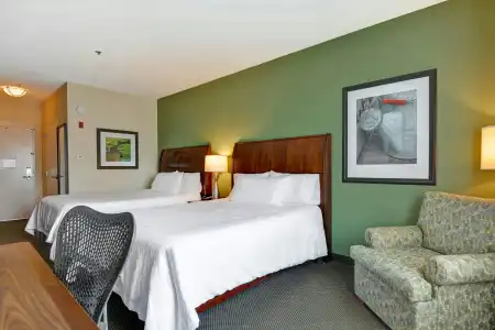 Hilton Garden Inn Green Bay - 29