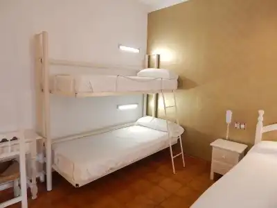 Hostal Arias - 17