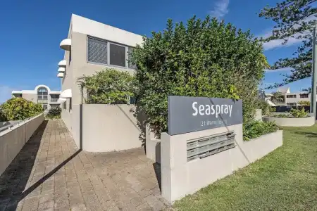 Rolling Surf Resort - 362