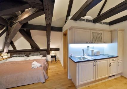 Old Town Boutique Apartments - 20