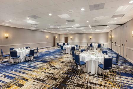 Four Points by Sheraton Los Angeles Westside - 39