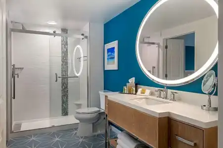 DoubleTree Suites by Hilton Naples - 85