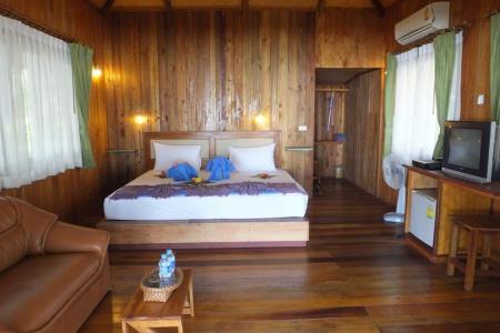Kradan Beach Resort - 24