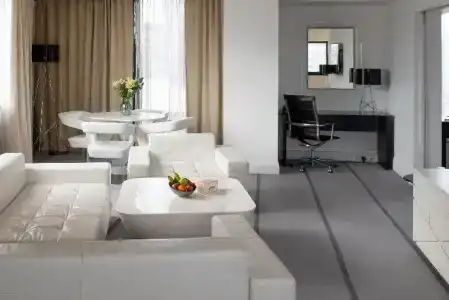 Crowne Plaza Manchester City Centre by IHG - 50