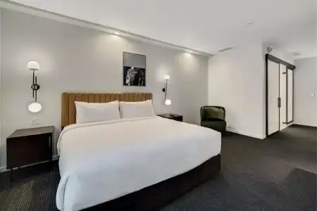 500 West - 155
