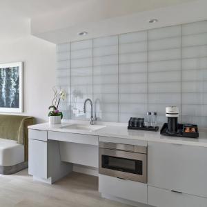 AKA Washington Circle - 28