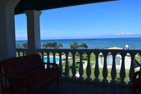 S&C Kosmos Beach Resort - 54