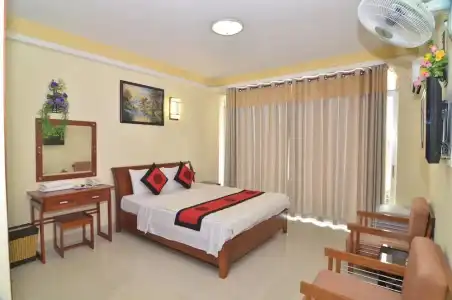 RedDoorz Plus @ Pham Ngu Lao 2 - 6