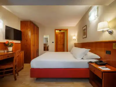 IHs Courmayeur Mont Blanc Resort - 2