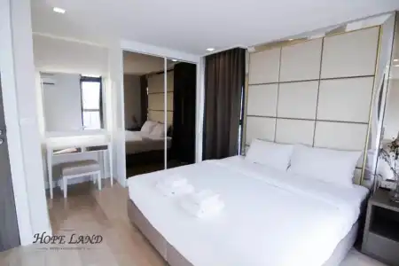Hope Land Sukhumvit 8 - 107