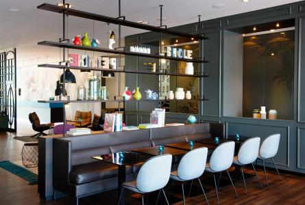 Motel One Amsterdam - 25