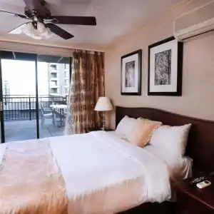 Divya Sutra Suites on Robson Downtown Vancouver - 25