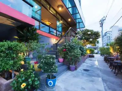 B2 Bangkok - Srinakarin - 11