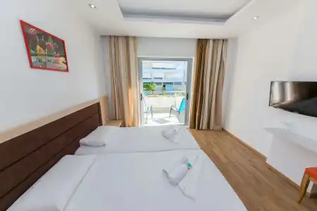 Saranda Palace - 29