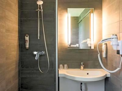 ibis Carcassonne Est La Cité - 40