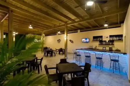 Caribbean Diamond Boutique - 16