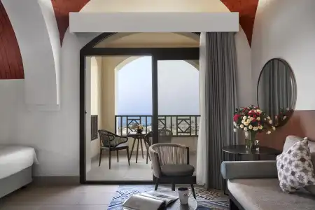 The Cove Rotana Resort - 13