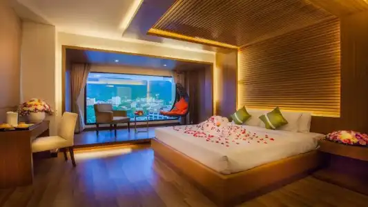 Chiangmai Grandview & Convention Center - 3
