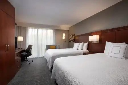 Courtyard by Marriott Bradenton Sarasota Riverfront - 34