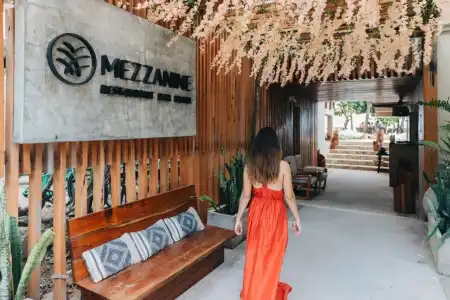Mezzanine by La Zebra, an SLH - 49