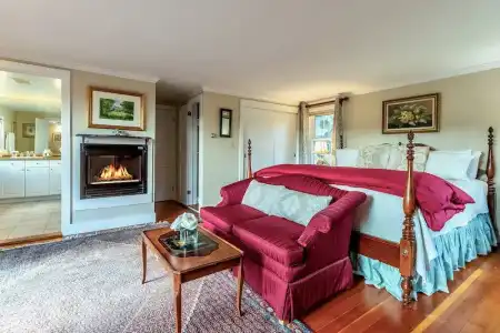 Wilburton Inn - 66
