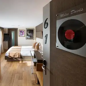 Jazz - 30