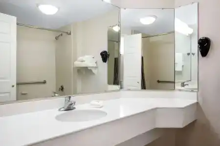 Fairfield by Marriott Inn & Suites Austin Southwest - 60