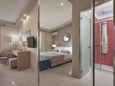 Koukounaria & Suites - 30