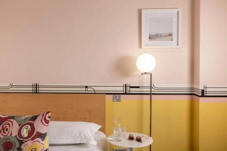 L'Hôtel - Face au Château - Boutique Hôtel et Séminaires - 100