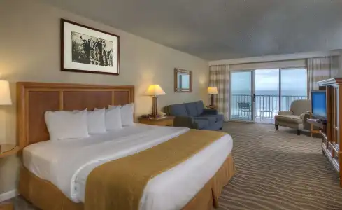 DoubleTree by Hilton Ocean City Oceanfront - 3