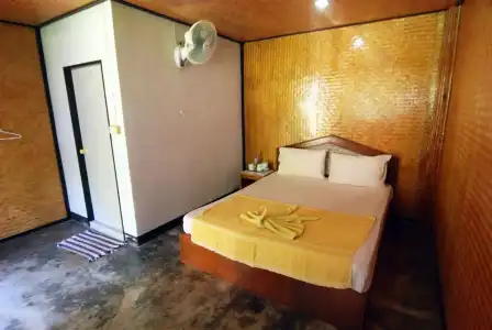 Lanta Coral Beach Resort - 4