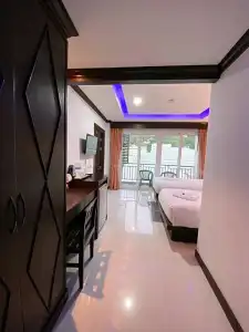 77 Patong & Spa - 131