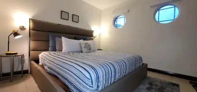 Strand Ocean Drive Suites - 26