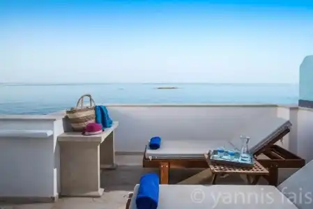 Pyrgos Blue - 172