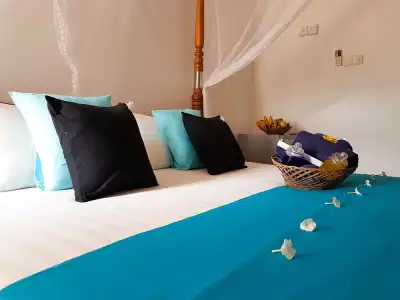 White Villa Beach Resort - 4