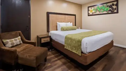 Best Western Plus Glendale - 32