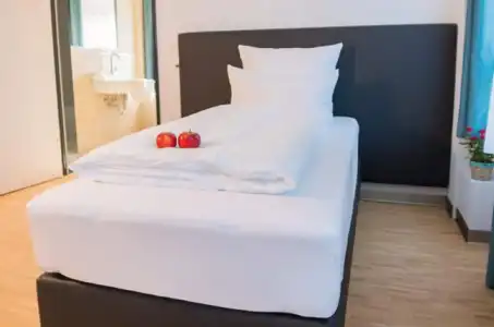 Hotel-Etage Apfelrot - 0